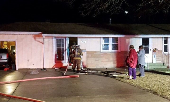 Fire Saturday night damages South Ninth house in Mattoon